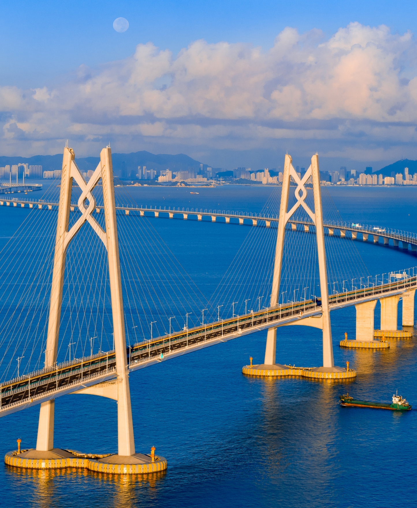 Hong Kong & Macau